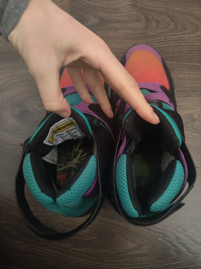 Reebok Instapump Fury Zone 2022 Limited Edition Looney Tunes image indicator(4)