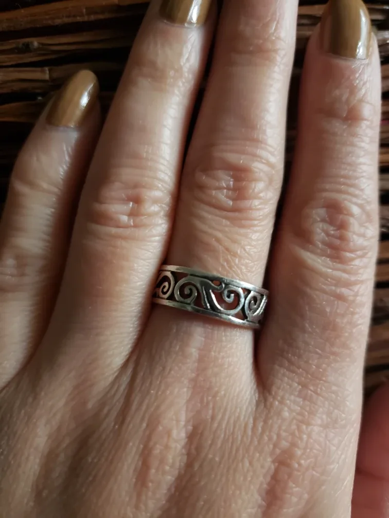 Sterling Silver Wave Ring image indicator(4)