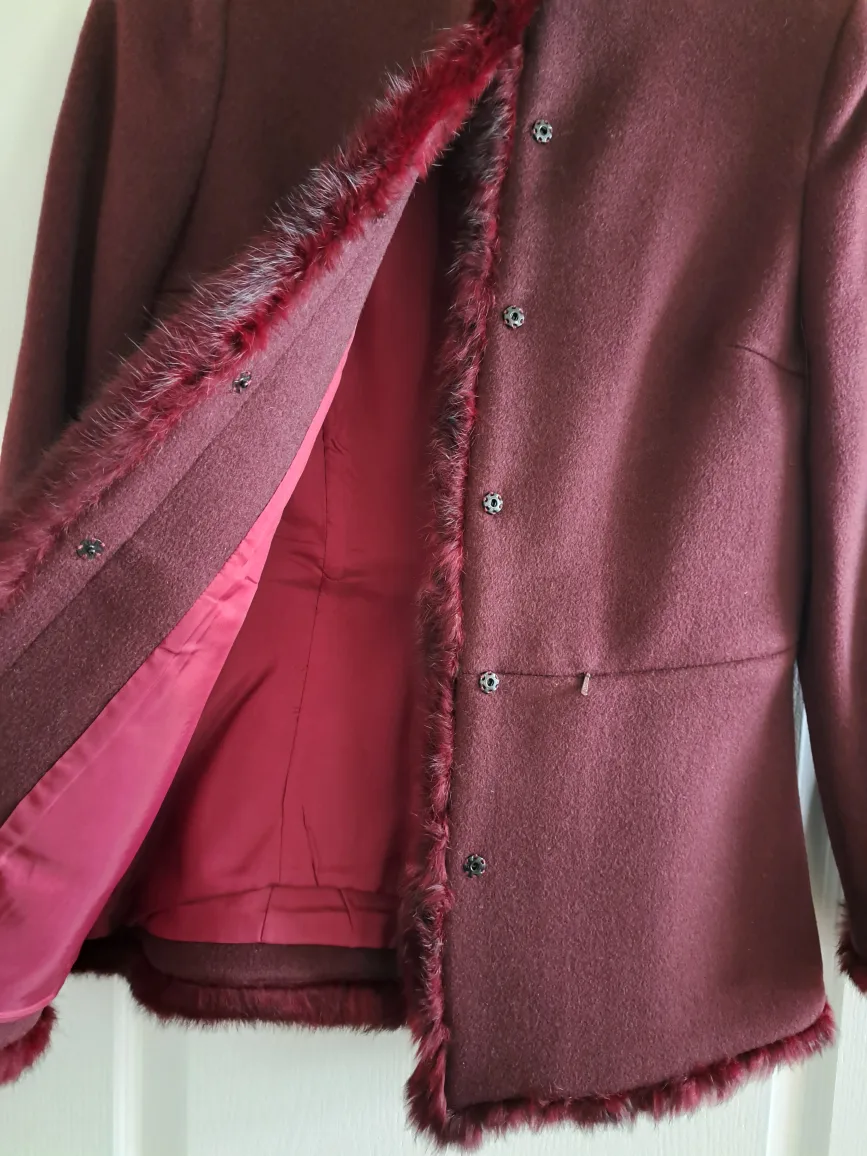 Burgundy Wool Jacket with Fur Trim - Size 38 image indicator(2)