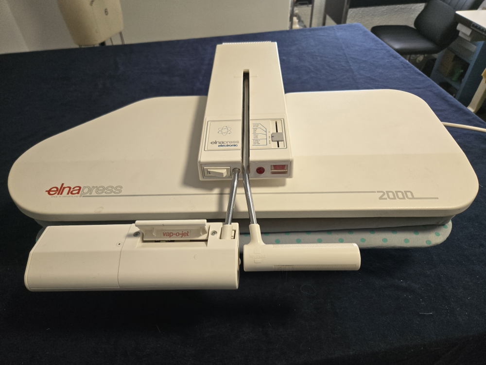 Elnapress 2000 Electronic Fabric Press | Karrot