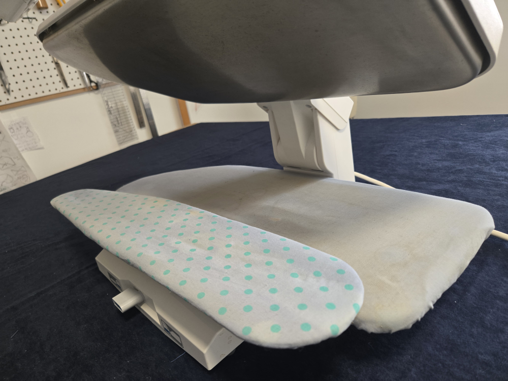 Elnapress 2000 Electronic Fabric Press | Karrot