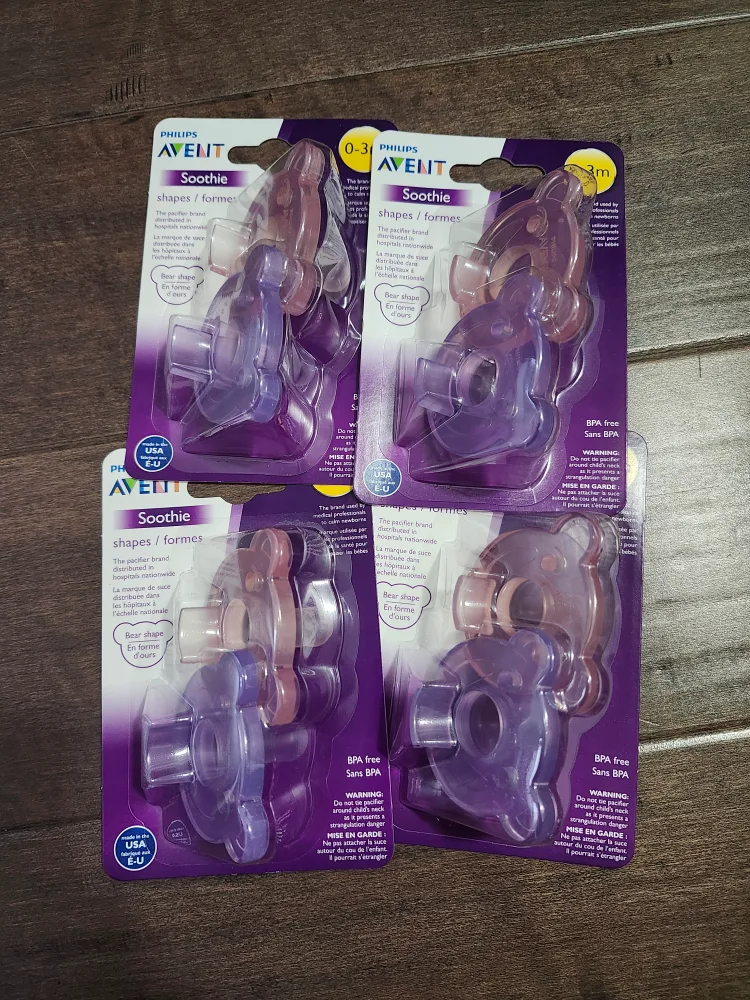 Philips Avent Baby Bundle - Sterilizer, Bottles, and Soothers image indicator(4)