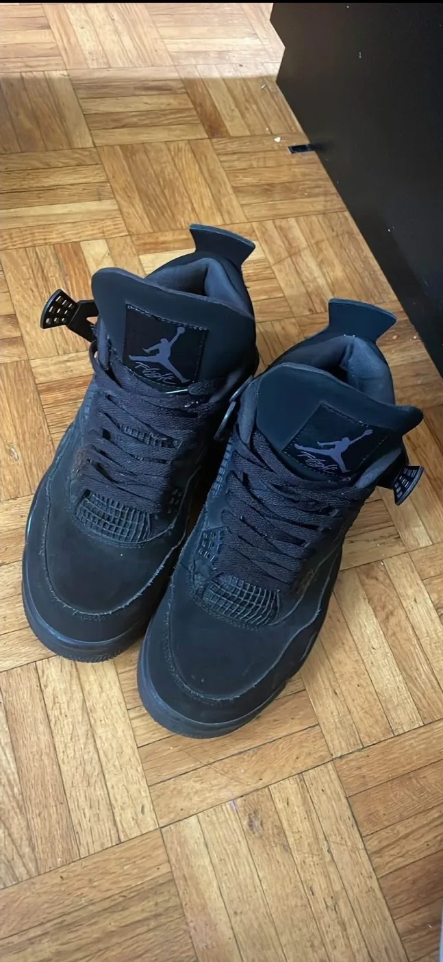 Air Jordan 4 Retro 'Black Cat' thumbnail