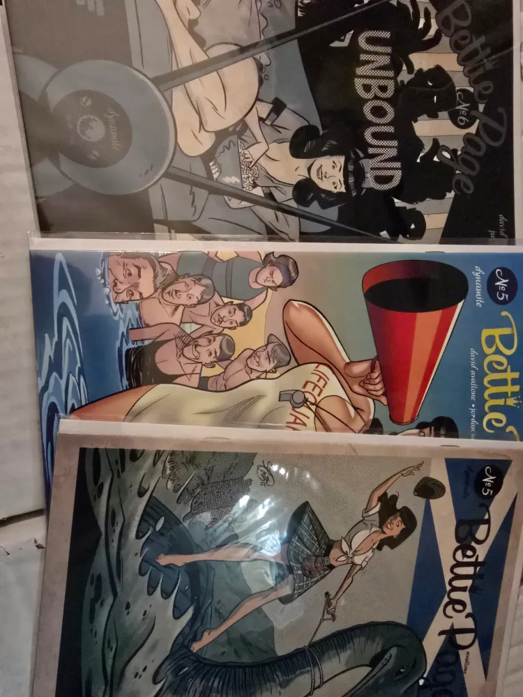 Bette Page Comic Books - Dynamite Entertainment image indicator(2)