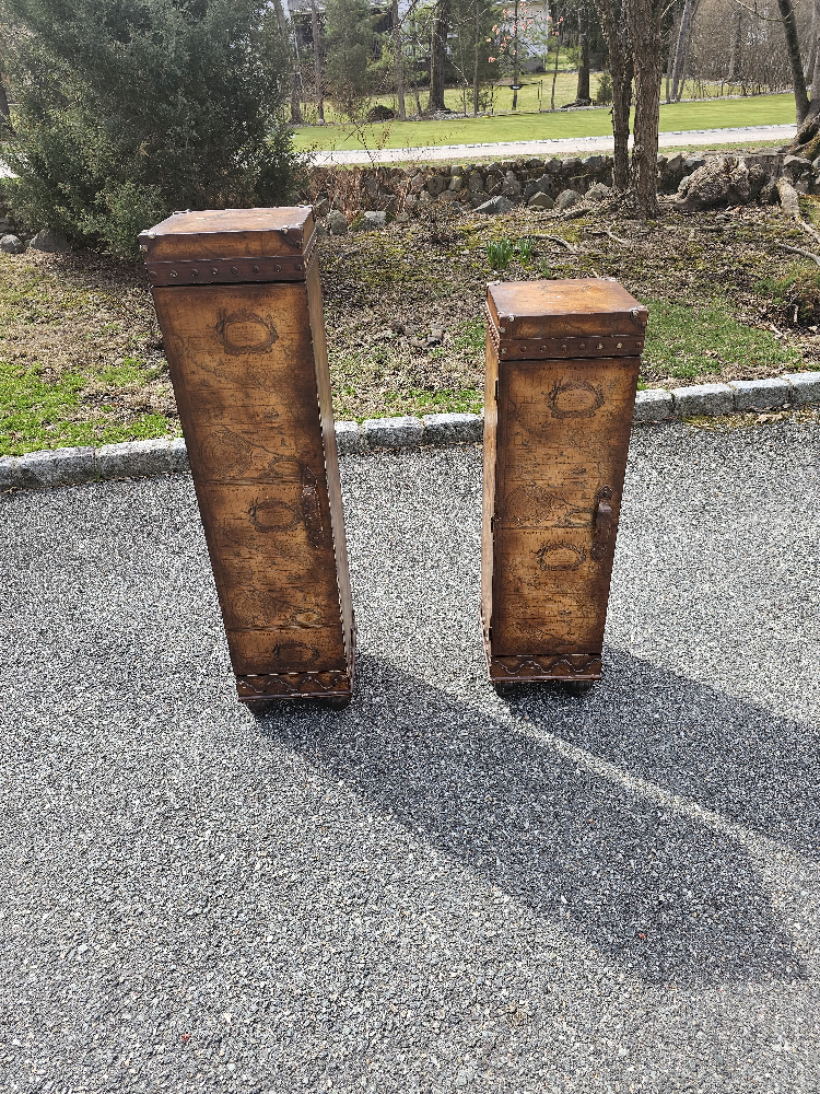Pair of Vintage Decorative Cabinets - photo 2