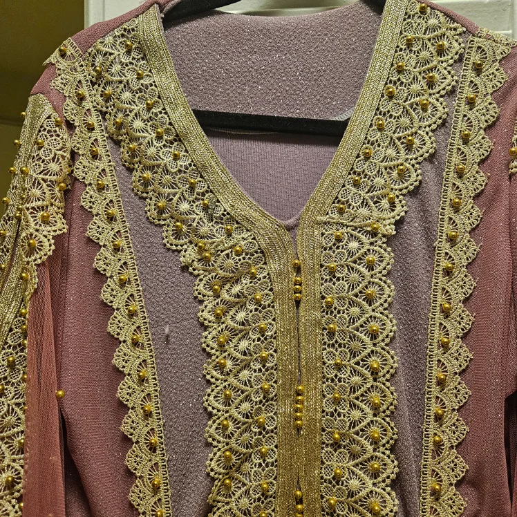 Elegant Beaded Mahagony Kaftan image indicator(5)