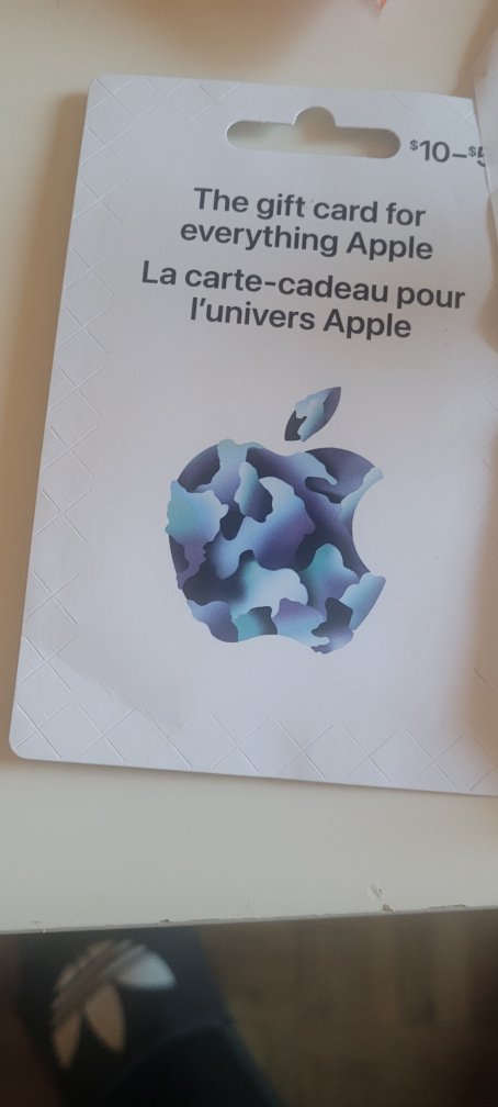 $300 Apple Gift Card