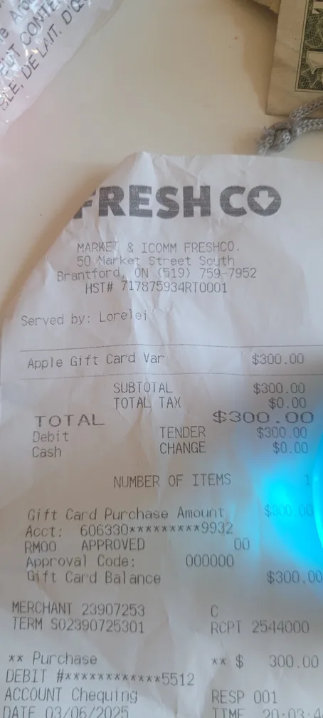 $300 Apple Gift Card image indicator(2)