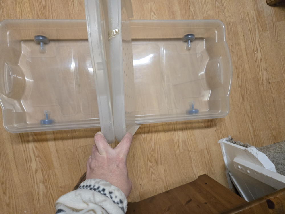Rubbermaid under bed storage tote