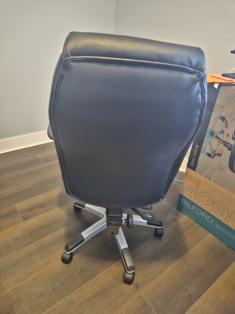 Executive Office Chair - Black Leather - photo 5