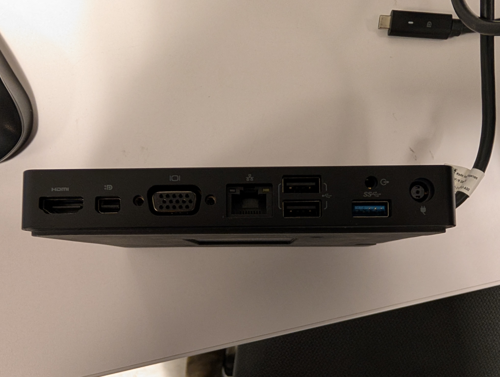 Dell WD15 Docking Station with Power Adapter - photo 2