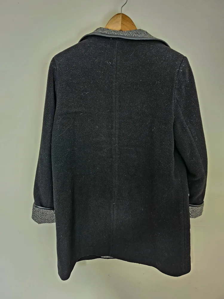 Fennelli Limited Edition Women's Coat Size 10 image indicator(2)