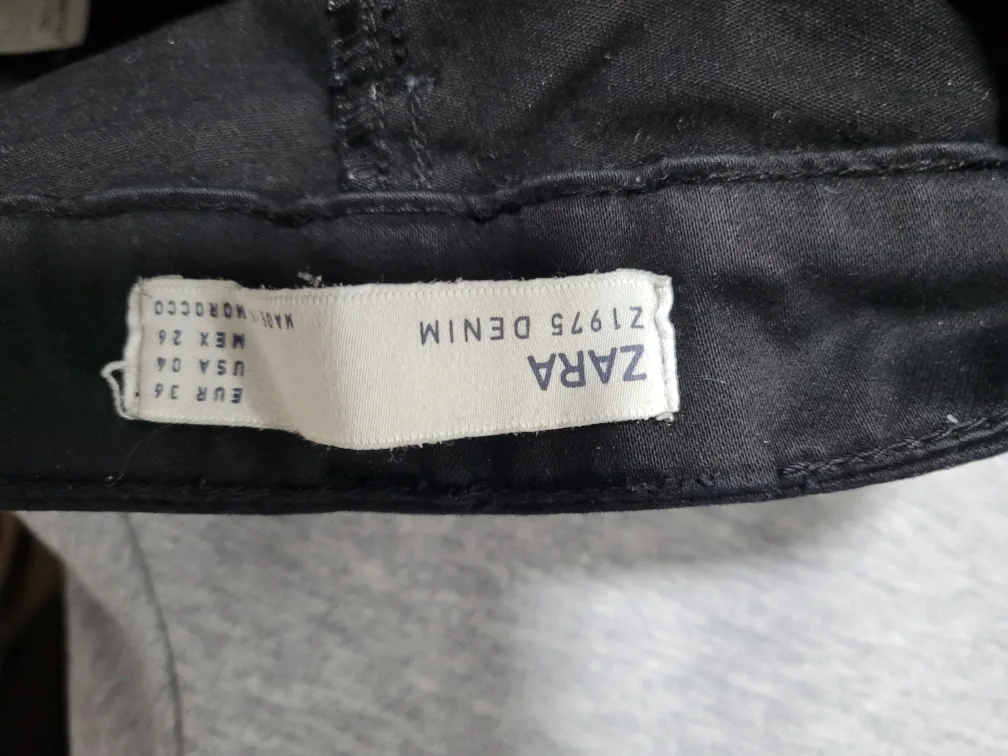 Zara Black Skinny Jeans image indicator(3)