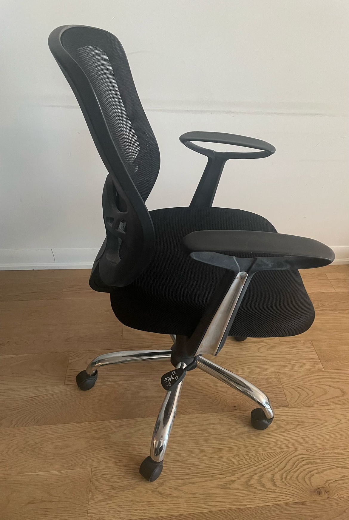 Office Chair - photo 2