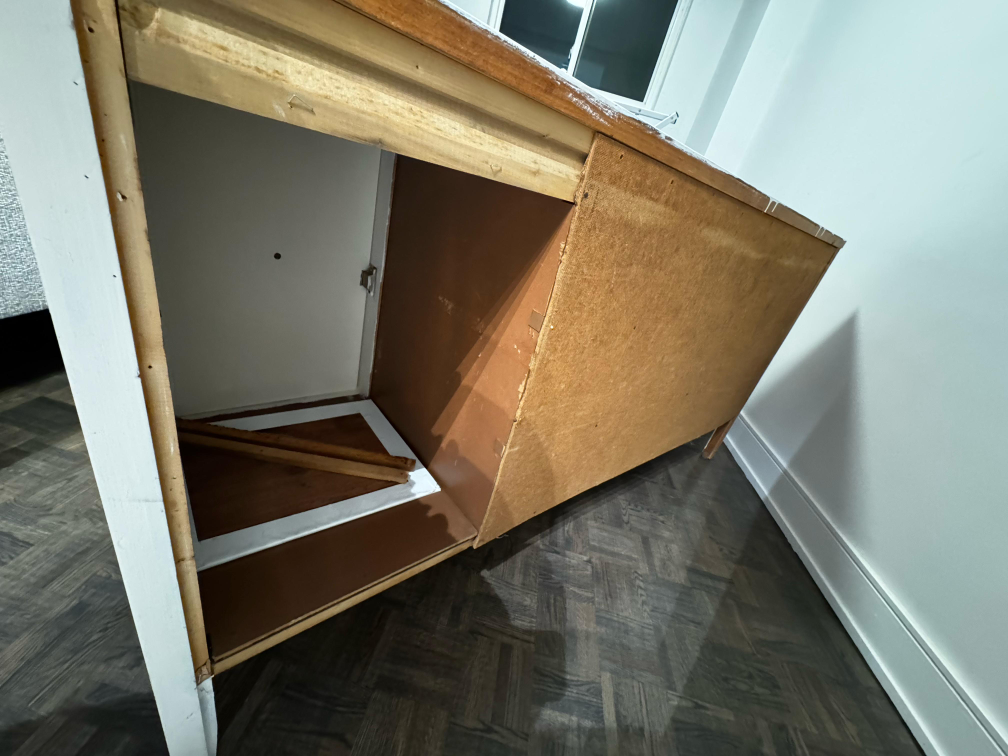 TV console - photo 2