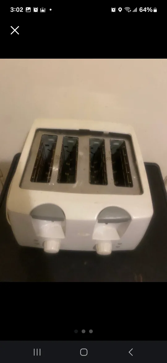 Four-Slice Toaster thumbnail