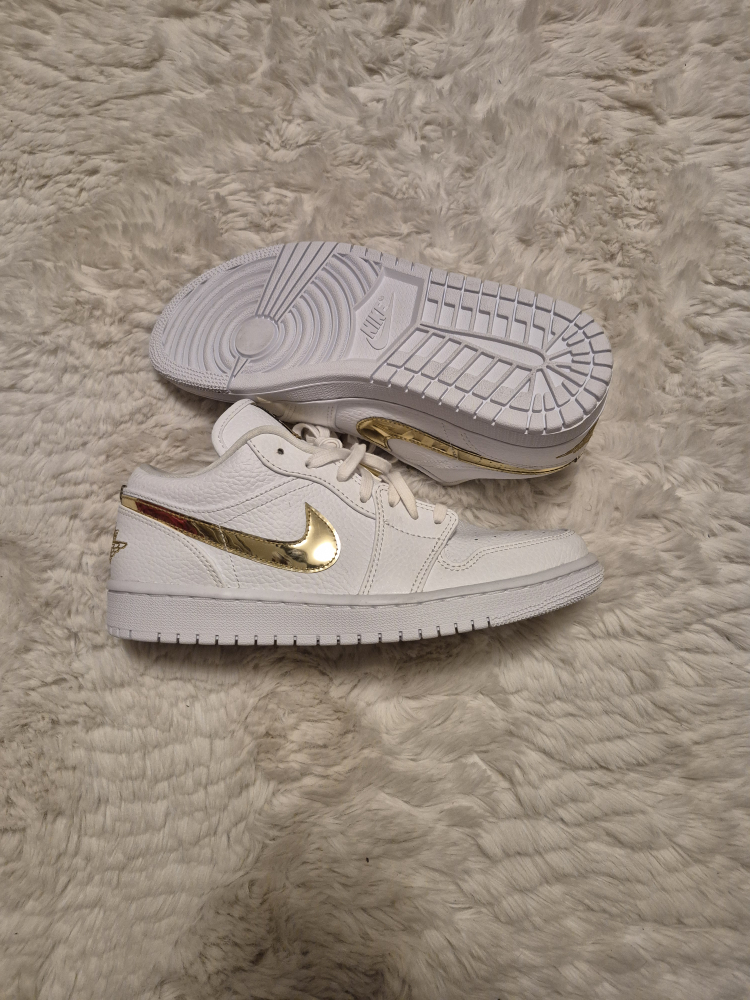 Women's Nike Air Jordan 1 Low Gold Accents