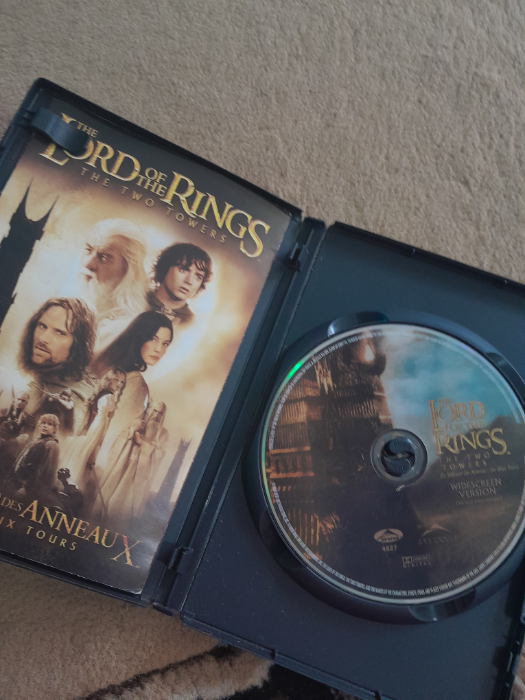 Lord of the Rings: The Two Towers Widescreen DVD - photo 2