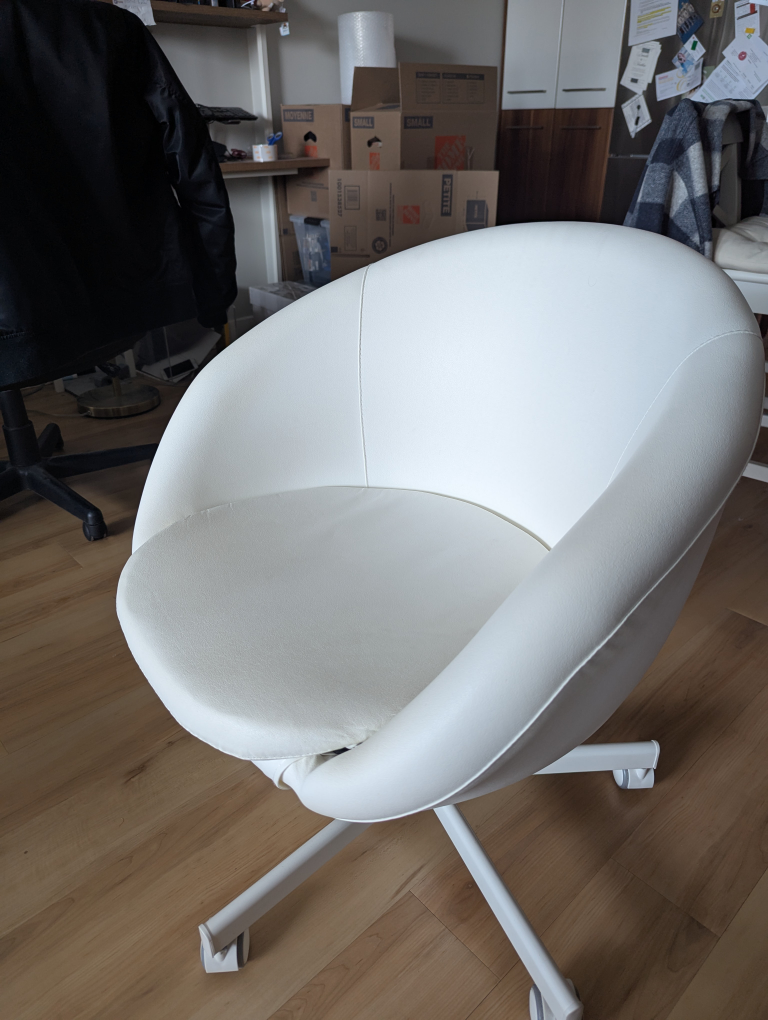 White Ikea Rolling Desk Chair - photo 2