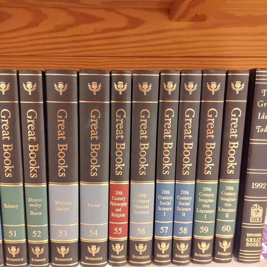 Last Call ! Britannica Great Books Encyclopaedia Set image indicator(8)