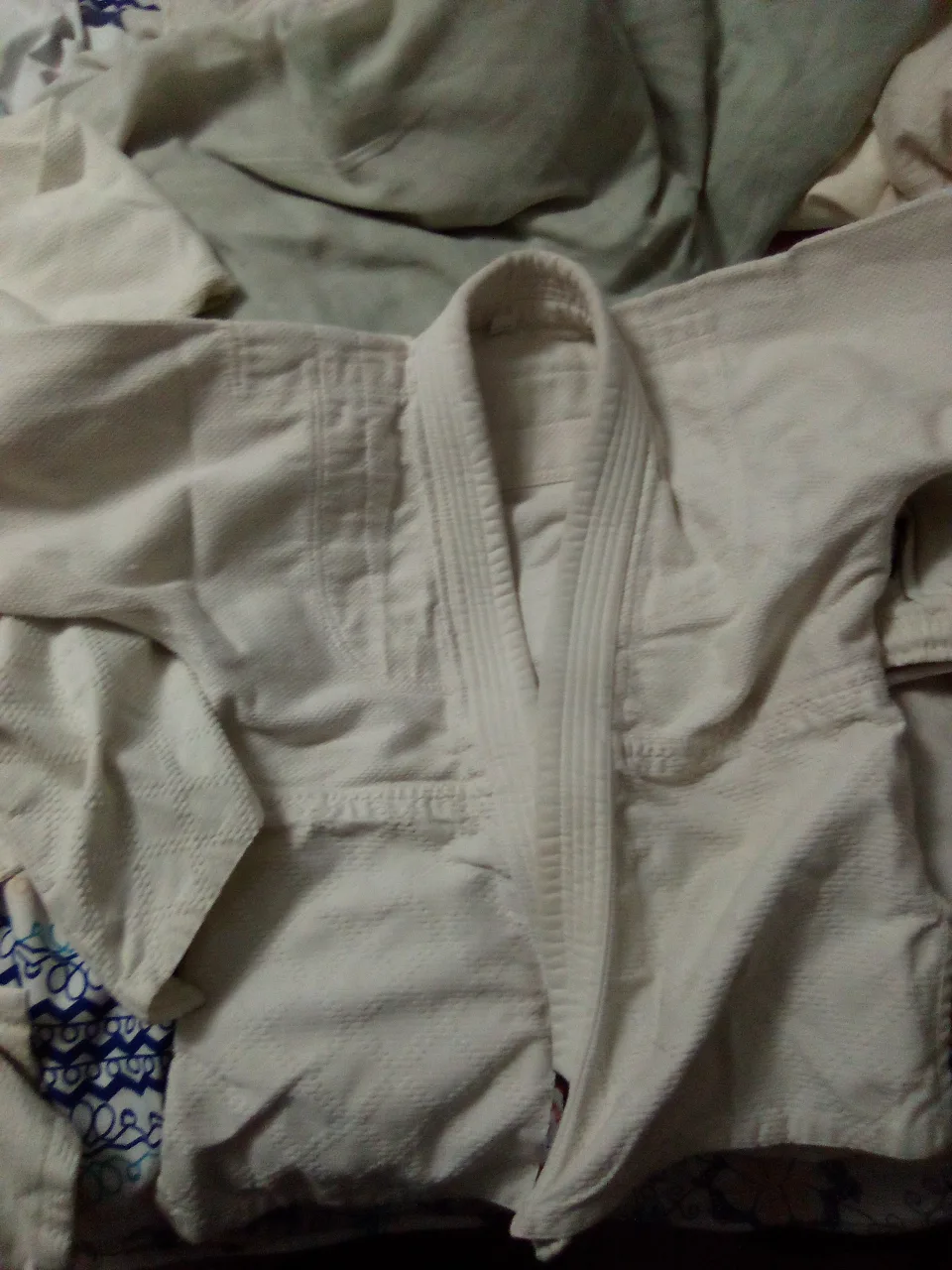 For sale: Two pairs of martial arts uniforms image indicator(2)