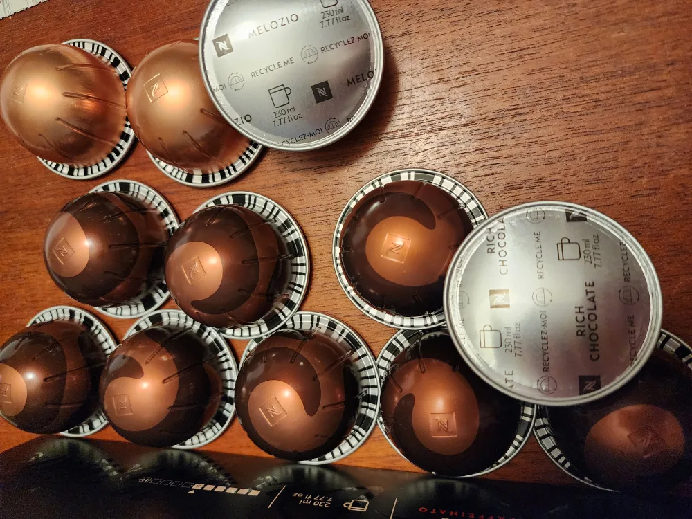32 Nespresso Vertuo Capsules - various image indicator(4)