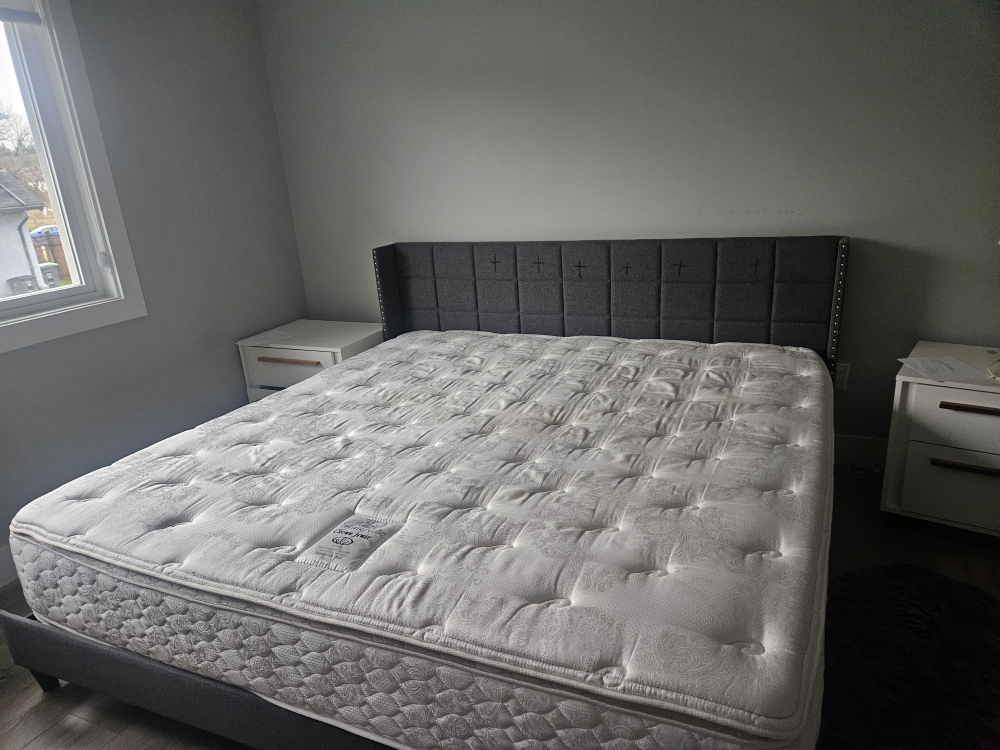 king bed with mattress and box spring - photo 3
