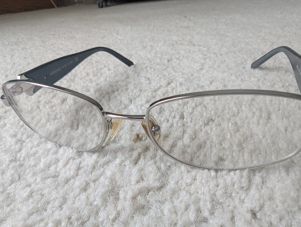 Versace Eyeglasses with Ray-Ban Case image indicator(3)