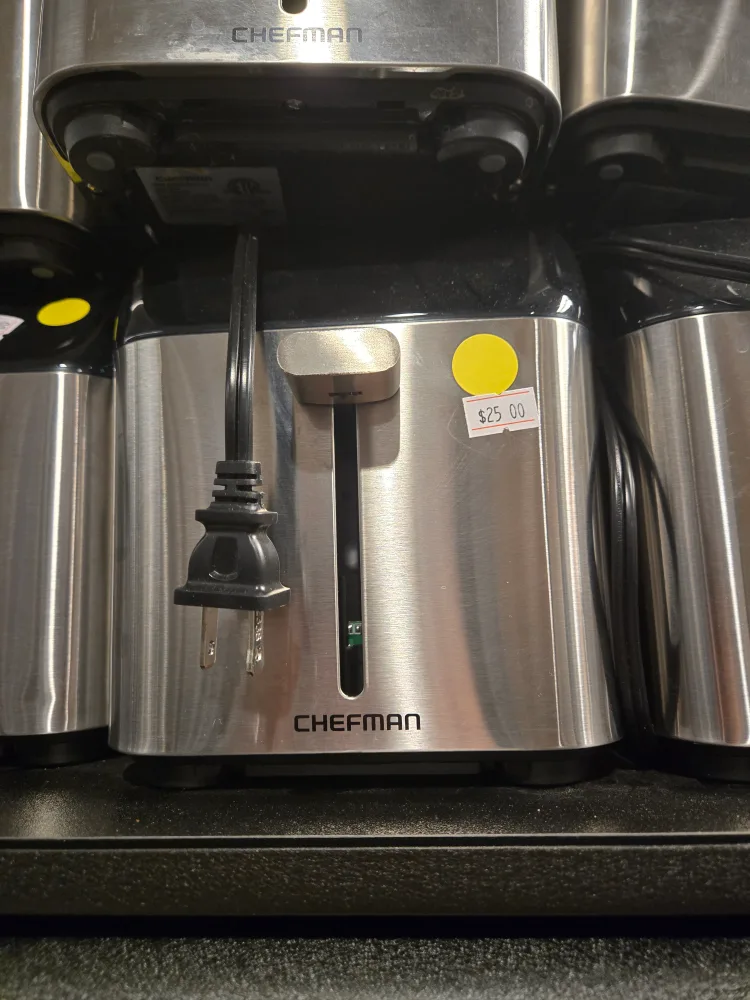 Chefman & Cuisinart Toasters image indicator(2)