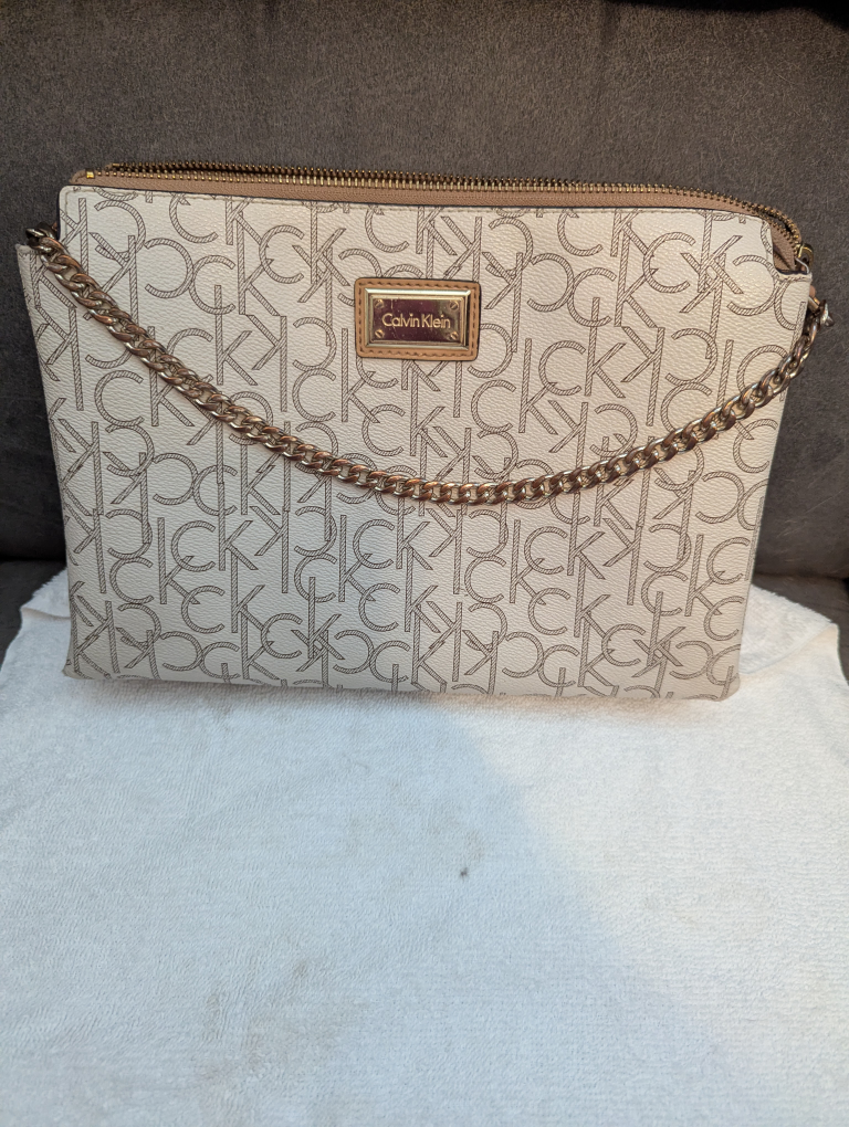 Calvin Klein Chain Bag