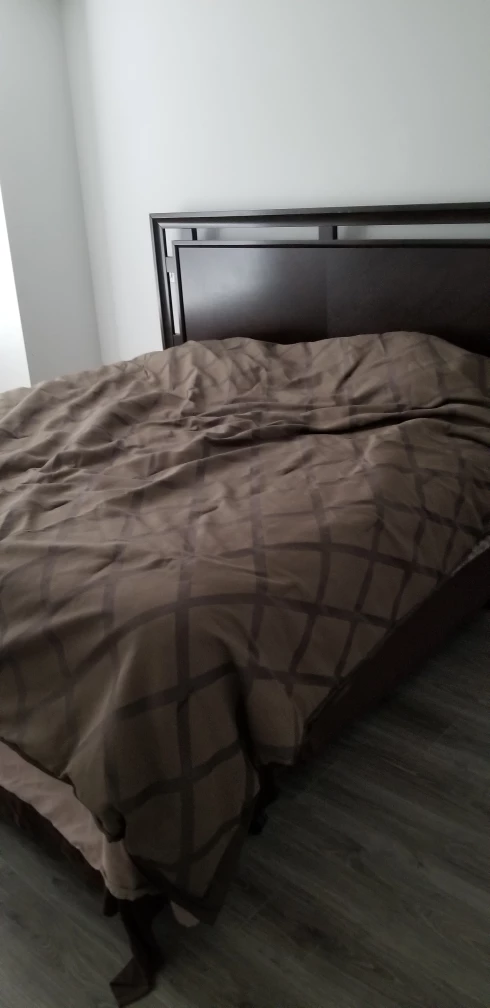king size bed with Headboard - photo 3