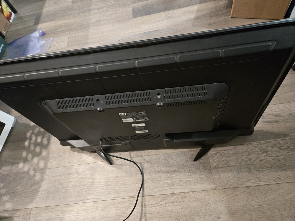 Toshiba 43” 4K UHD Smart Fire TV – Includes Stand! - photo 5
