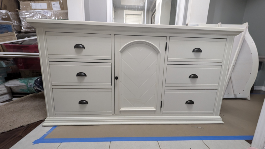 Dresser with Mirror - photo 4