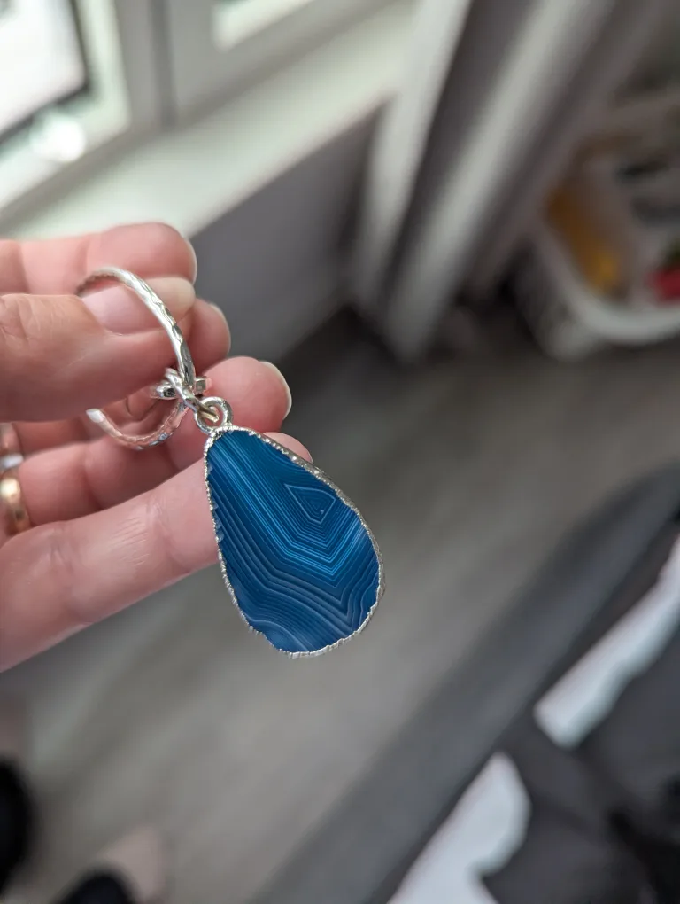 Blue Agate slice Dangle Earrings image indicator(3)