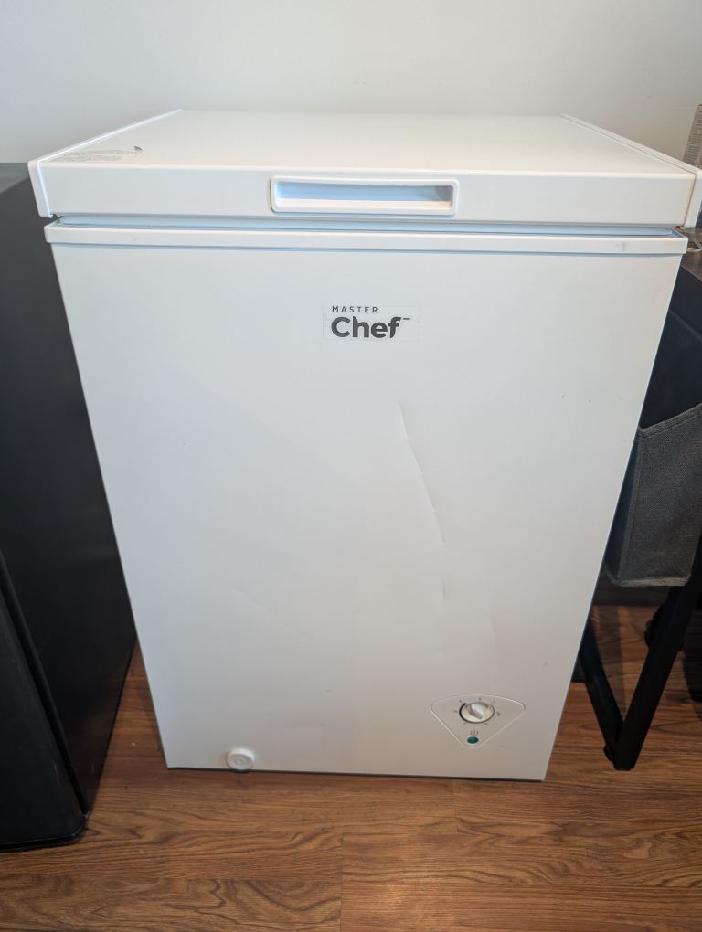 Master Chef Chest Freezer 3.5 cu ft