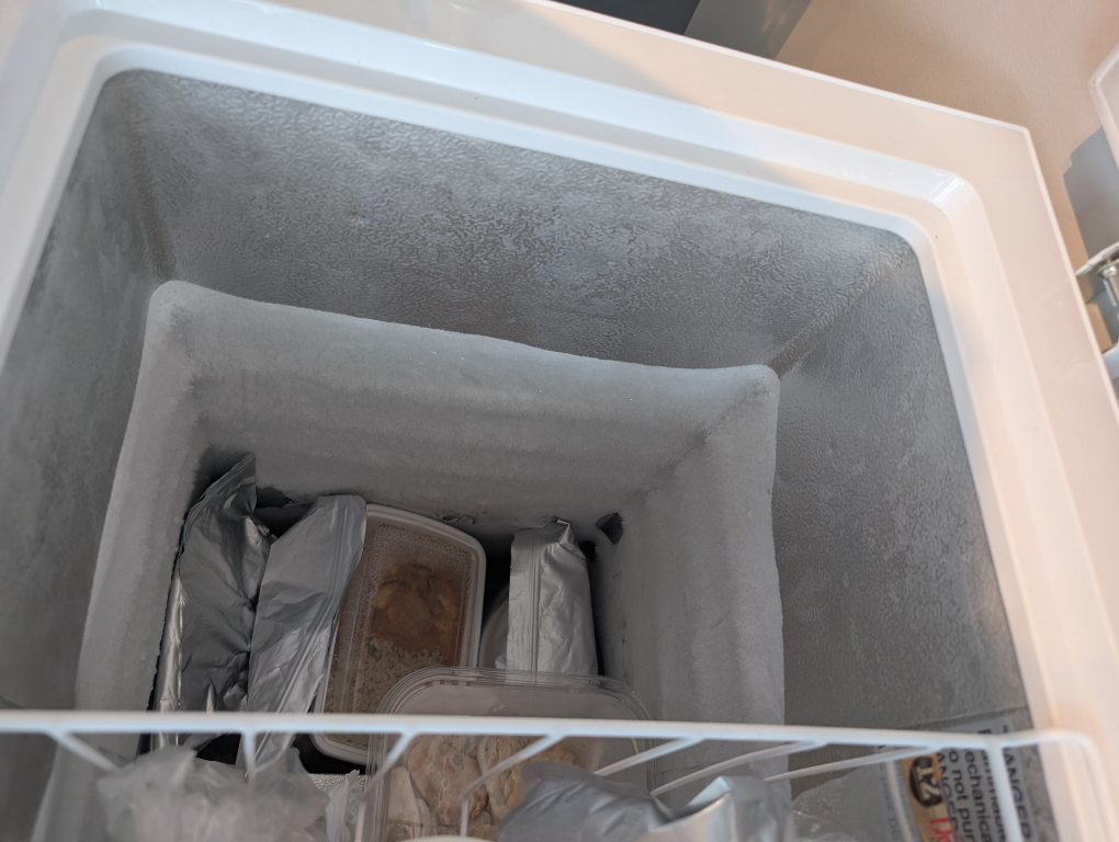 Master Chef Chest Freezer 3.5 cu ft - photo 2
