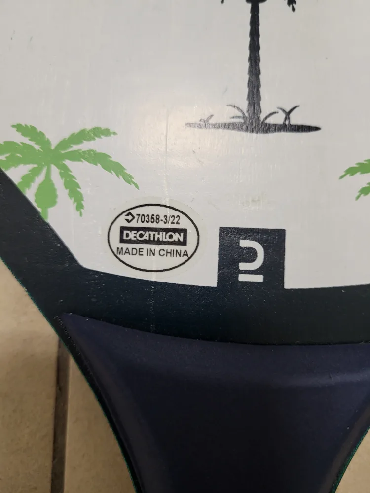 Decathlon Palm Tree Paddle Beach Ball Set with 2 balls image indicator(2)