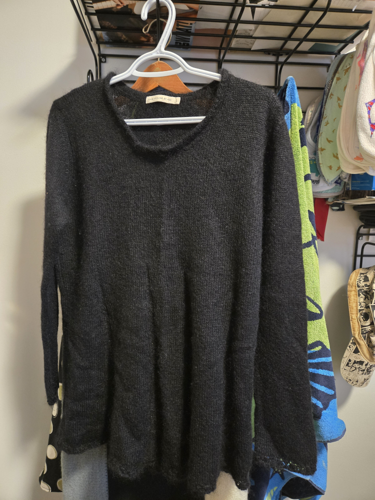 Mes Soeurs et Moi Black Knit Sweater - Size Large