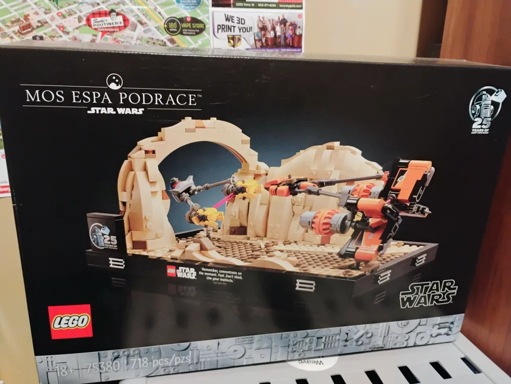 LEGO Star Wars Mos Espa Podrace 75338 New in Box image indicator(2)