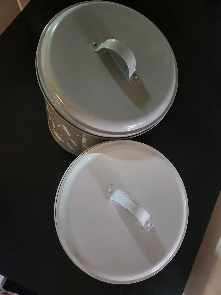 Pet Food Storage Containers - Eat Play Love image indicator(2)