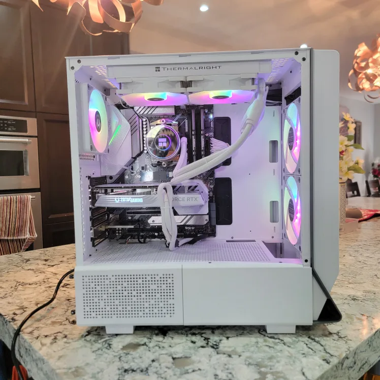 CUSTOM GAMING PC : Ryzen 9 5900x / RTX 4060 / 32GB RAM / WIFi image indicator(2)
