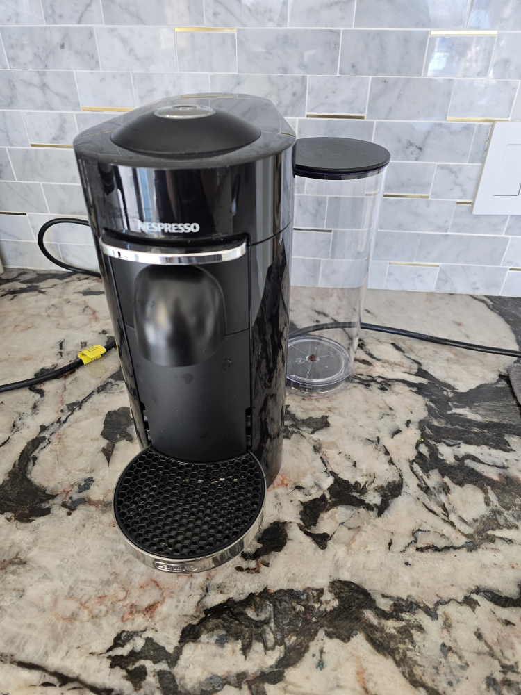 Nespresso Inissia Espresso Machine - Black - photo 3