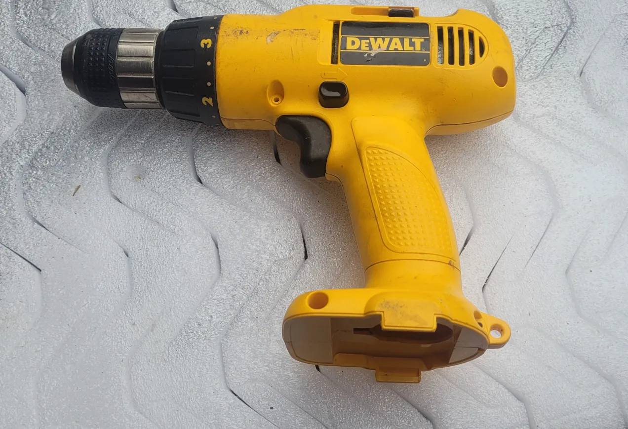 DeWalt DW993 Cordless Drill image indicator(3)