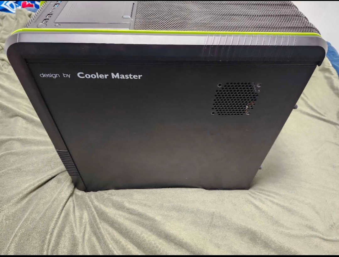 coolermaster cm 690 nividia edition - photo 2