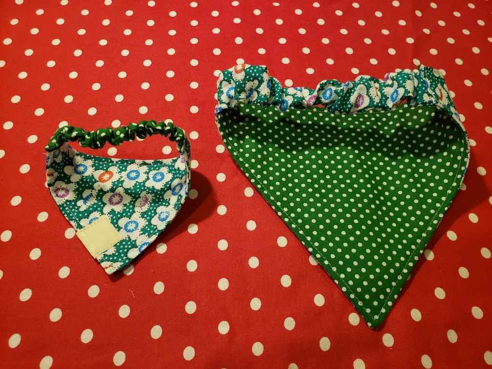 Handmade Pet Bandanas with Scrunchie image indicator(8)