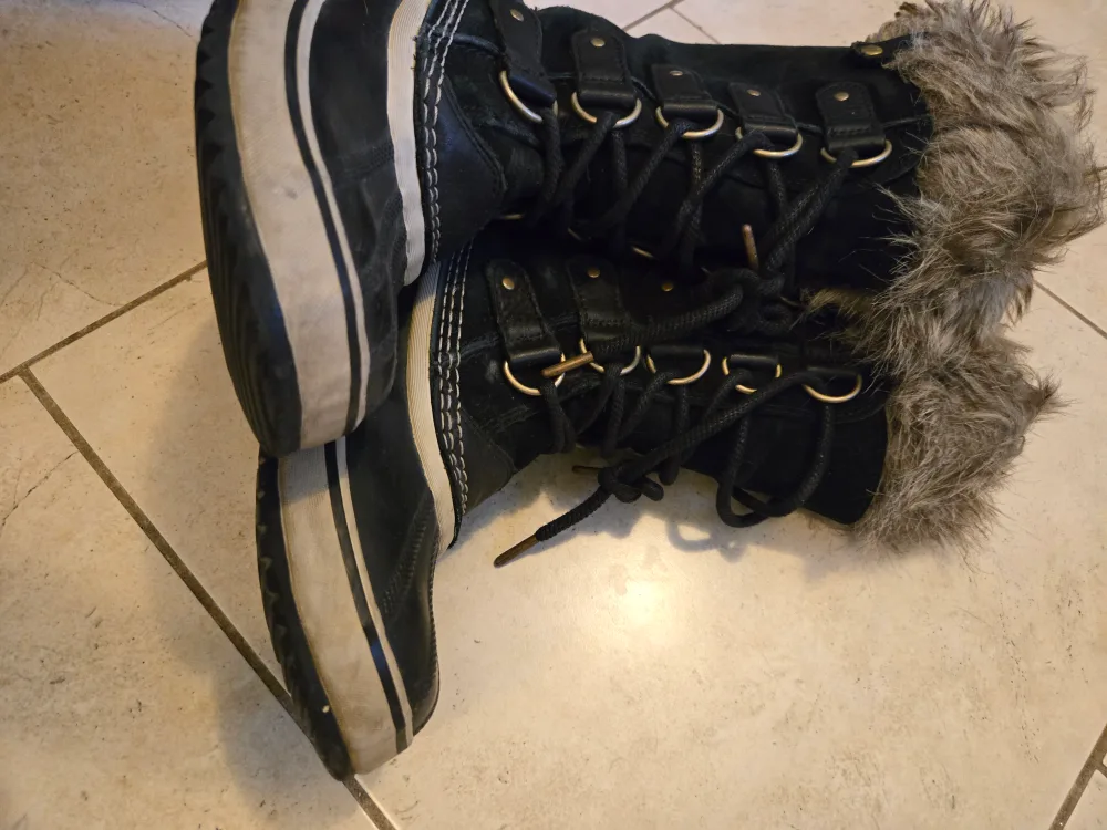 Women's Sorel Winter Boots - Black - Size US 6.5/UK 4.5/EU 37.5 image indicator(4)