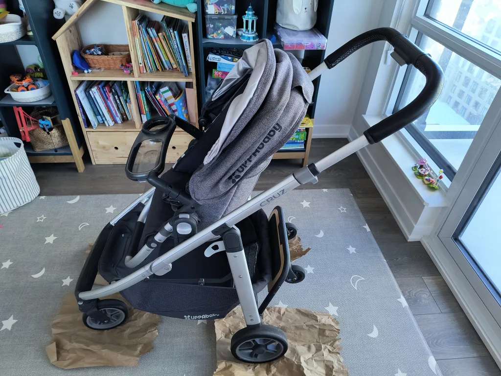 Uppababy Cruz Stroller with Piggyback Ride-Along Board image indicator(2)