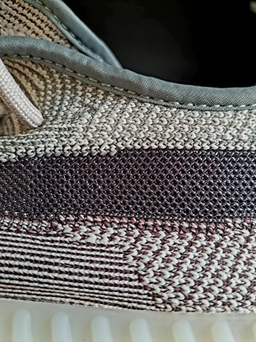 Mens Adidas Yeezy 350 V2 Zyon  Brand NEW in Box with tags image indicator(5)