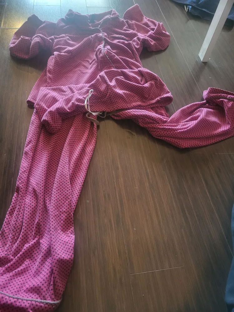 #freecycle Pink pajama set thumbnail