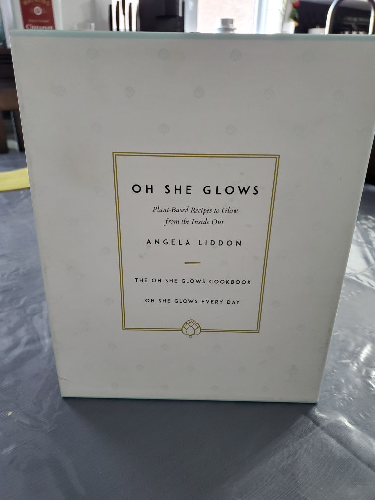 Oh She Glows Boxed Set - Angela Liddon Cookbooks - photo 3